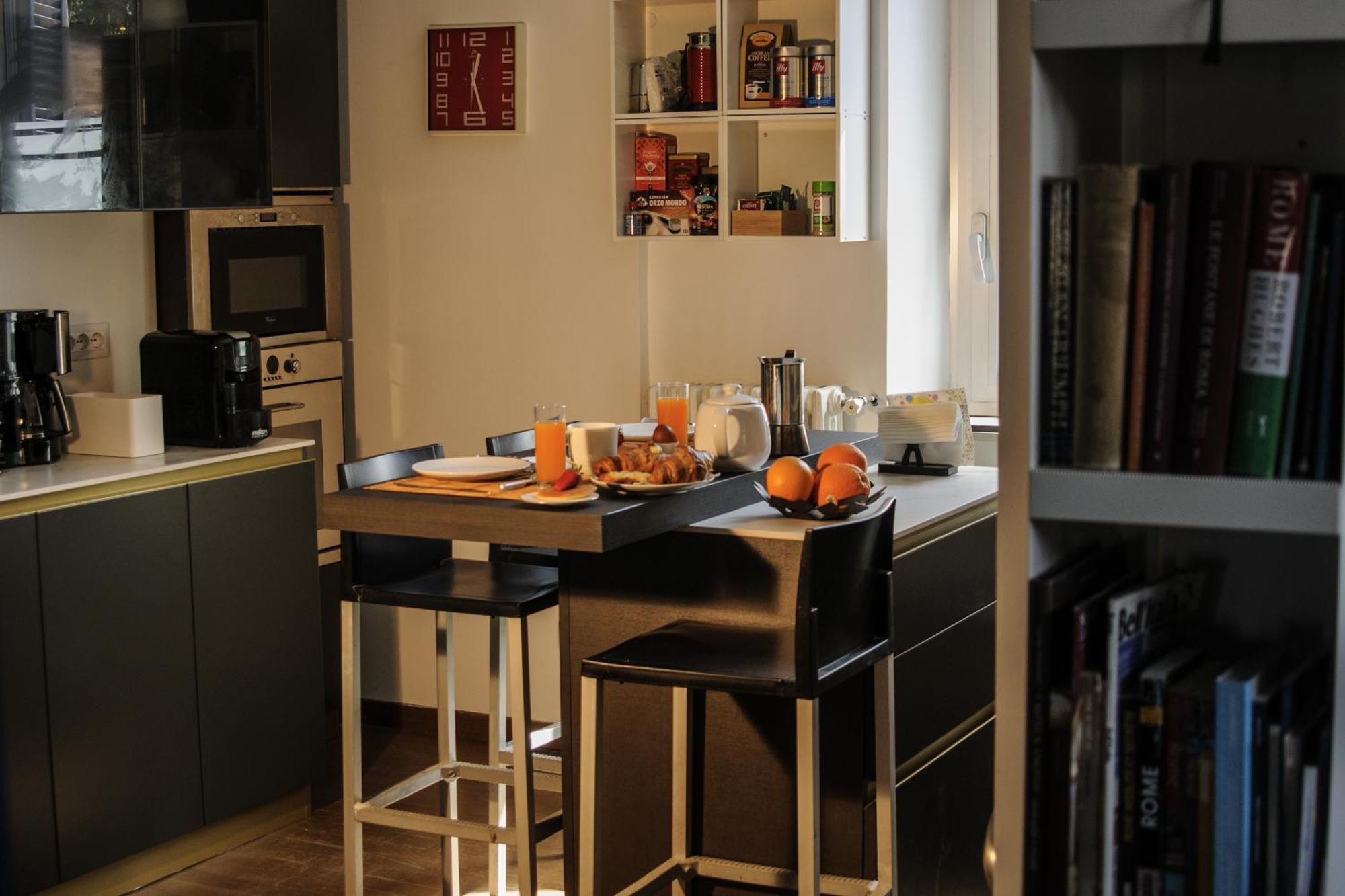 Apartament La Mia Casa In Campo Di Fiori Rzym Zewnętrze zdjęcie